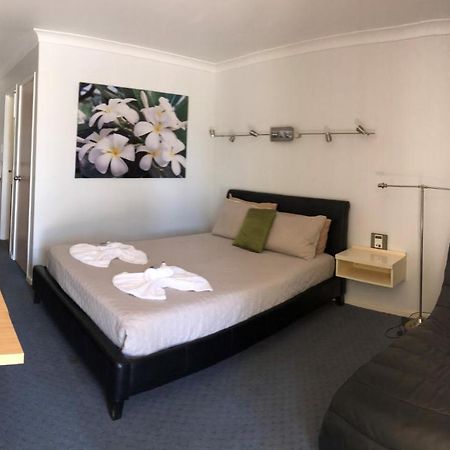 Carnarvon Gateway Motel Екстериор снимка