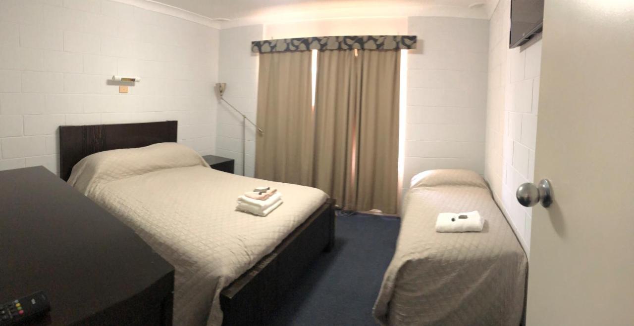Carnarvon Gateway Motel Екстериор снимка
