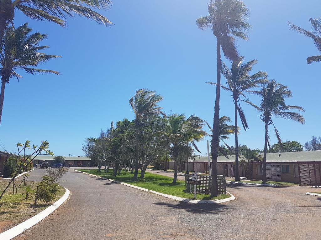 Carnarvon Gateway Motel Екстериор снимка